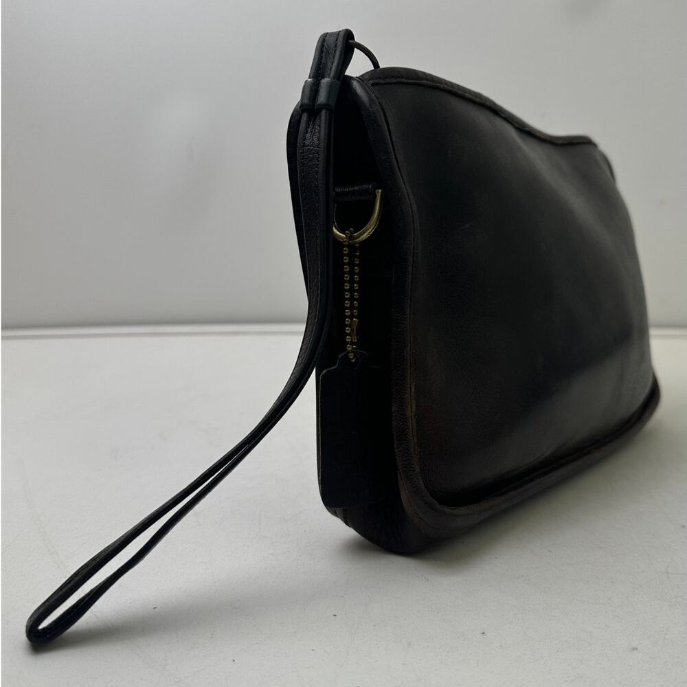Vintage Coach NYC Dark Brown Leather Zippered Clutch Wristlet - Picture 3 of 8